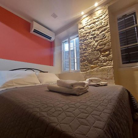 Corfu  Corcyra Microflat In Old Town 아파트 외부 사진