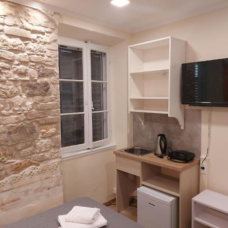 Corfu  Corcyra Microflat In Old Town 아파트 외부 사진